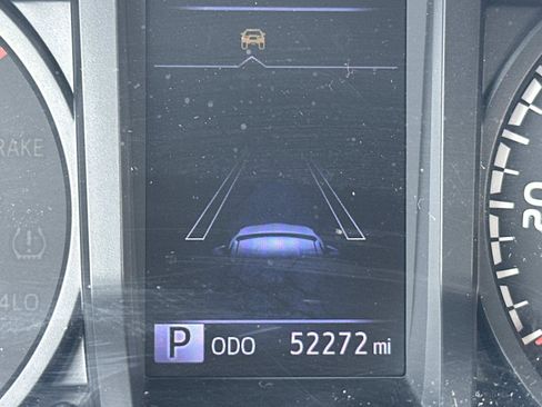 Used 2020 Toyota Tacoma SR image 17