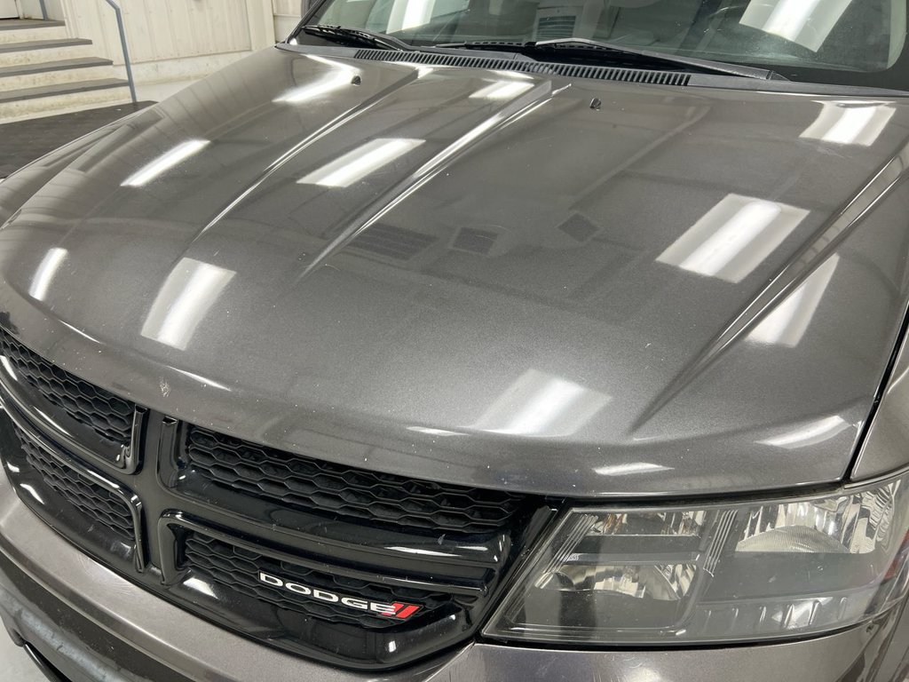Used 2015 Dodge Journey SXT w/ Flexible Seating Group FWD image 30