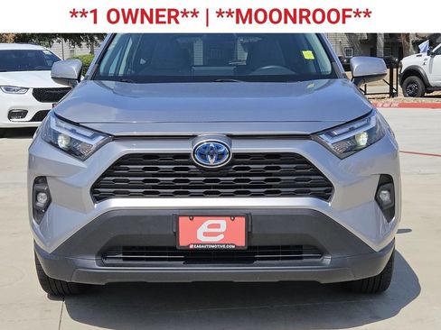 Used 2023 Toyota RAV4 XLE Premium AWD/4WD image 2