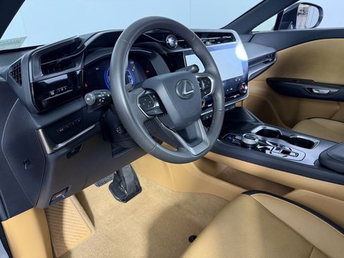 Used 2024 Lexus RZ 300e Premium image 20