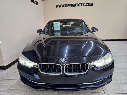 Used 2018 BMW 330i Sedan w/ Convenience Package RWD image 4