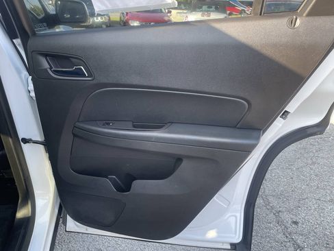 Used 2015 GMC Terrain SLE FWD image 15