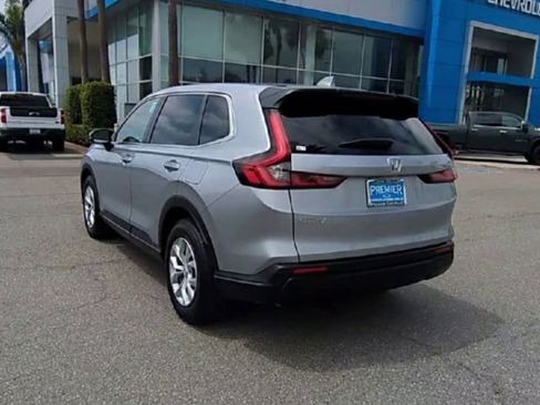 Used 2025 Honda CR-V LX image 6