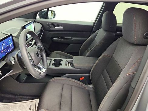 Used 2024 Honda Prologue EX image 18