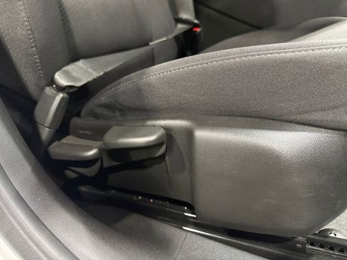 Used 2024 Chevrolet Malibu LT image 14