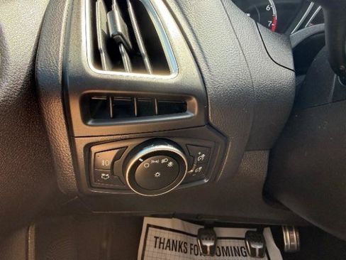 Used 2017 Ford Focus ST w/ Equipment Group 402A FWD image 29