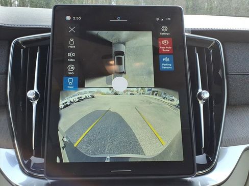 New 2026 Volvo XC90 B6 Ultra w/ Protection Package Premier AWD/4WD image 20