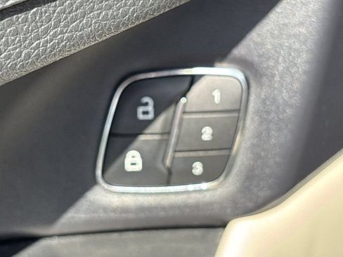 Used 2019 Ford Expedition Platinum AWD/4WD image 26