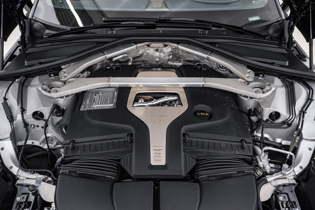 Used 2026 Aston Martin DBX 707 AWD/4WD image 34