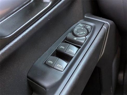 Used 2022 Chevrolet Silverado 1500 Custom image 22