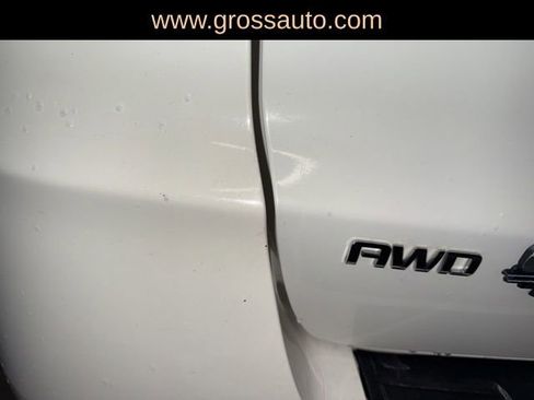 Used 2015 Chevrolet Traverse LT w/ Style and Technology Package image 14