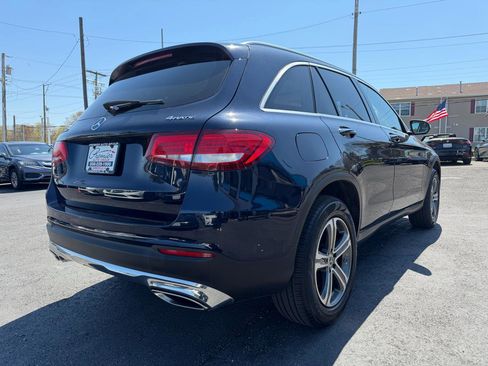 Used 2018 Mercedes-Benz GLC 300 4MATIC image 5