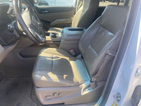 Used 2016 GMC Yukon XL SLT w/ Open Road Package RWD image 10