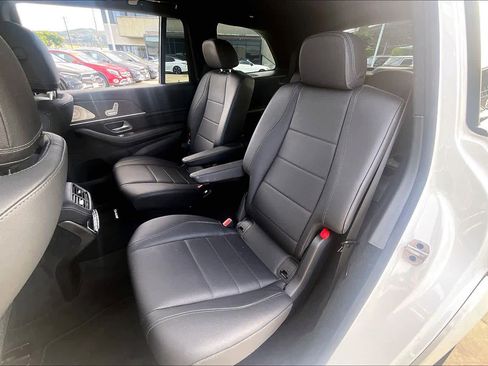 Used 2023 Mercedes-Benz GLS 450 4MATIC image 20