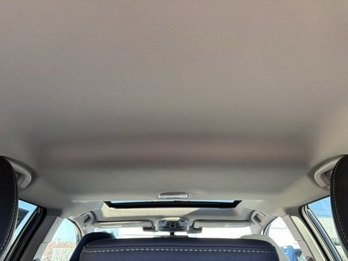 Used 2022 Subaru Crosstrek 2.5i Limited w/ Popular Package #4 image 1