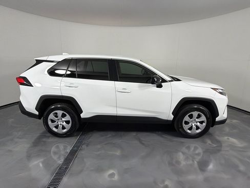 Used 2025 Toyota RAV4 LE FWD image 4