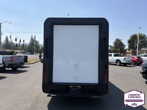 Used 2023 Chevrolet Brightdrop 600 w/ Active Safety Package 2 AWD/4WD image 3