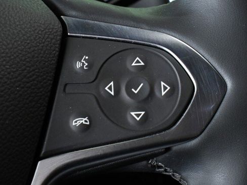 Used 2023 Chevrolet Traverse RS AWD/4WD image 33