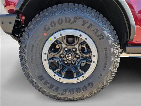 New 2025 Ford Bronco Badlands image 25