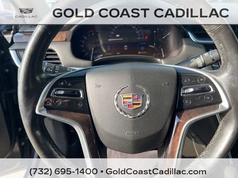 Used 2015 Cadillac XTS Luxury image 16