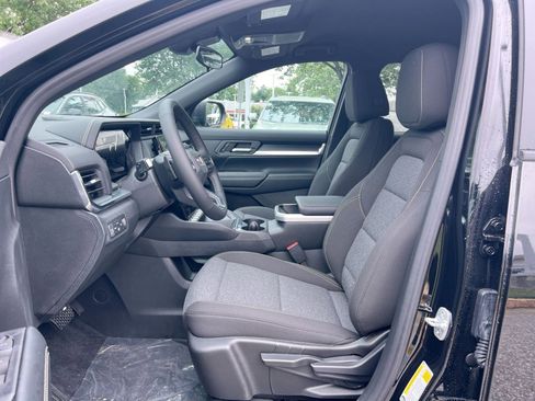 New 2026 GMC Terrain Elevation w/ Black Edition image 12