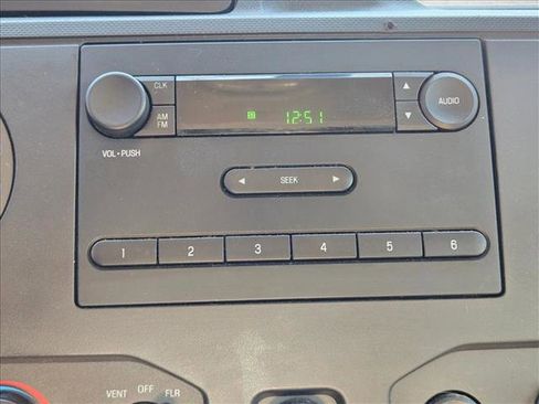 Used 2009 Ford E-150 and Econoline 150 image 16