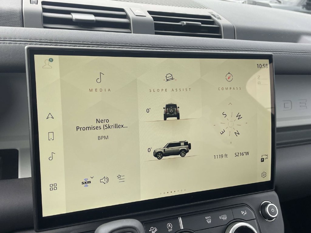 New 2026 Land Rover Defender 110 S AWD/4WD image 24