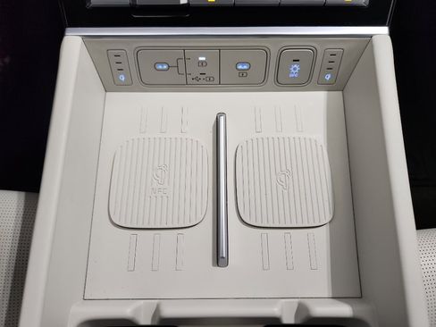 Used 2024 Hyundai Santa Fe Calligraphy image 26