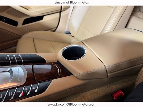 Used 2013 Porsche Panamera Turbo image 32
