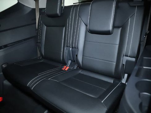 Certified 2023 Volkswagen Atlas SE image 15