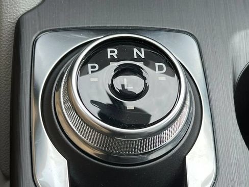 New 2024 Ford Escape SE w/ PHEV Premium Package FWD image 26