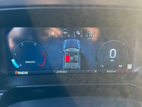 Used 2025 Ford F350 Platinum w/ Tremor Off-Road Package image 13