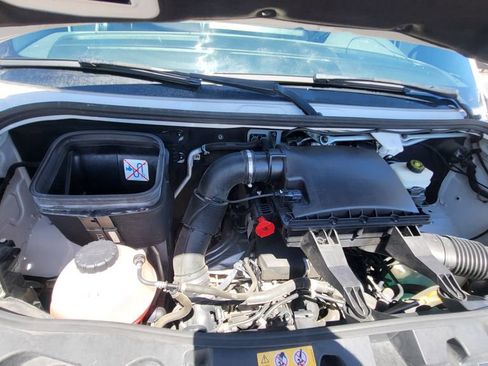 Used 2021 Mercedes-Benz Sprinter 1500 image 36