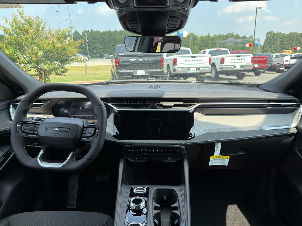 New 2026 Jeep Cherokee Laredo AWD/4WD image 10