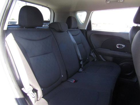 Used 2019 Kia Soul image 21