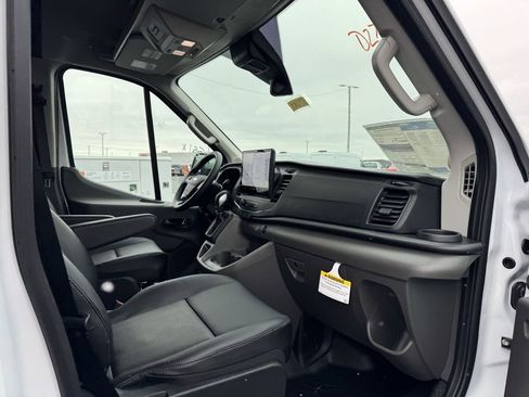 New 2026 Ford Transit 250 148 Medium Roof image 12