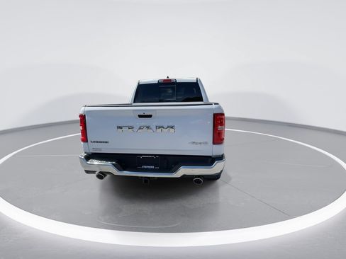 Used 2025 RAM 1500 Laramie AWD/4WD image 17