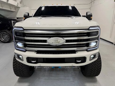 Used 2024 Ford F250 Limited image 31