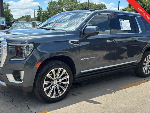 Certified 2021 GMC Yukon XL Denali w/ Denali Premium Package RWD image 3