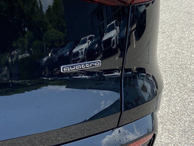 Used 2025 Audi Q5 Premium Plus w/ Premium Plus AWD/4WD image 33