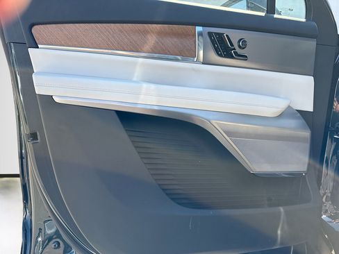 Used 2026 Cadillac Vistiq Luxury image 24