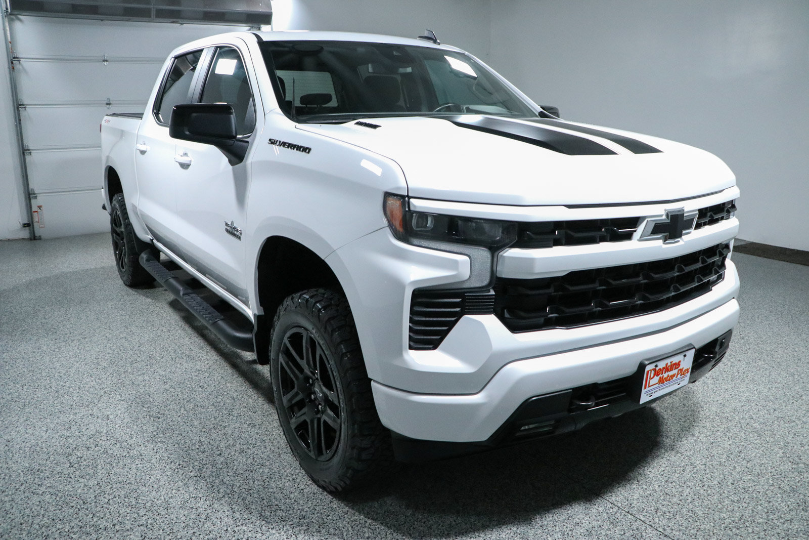 Used 2023 Chevrolet Silverado 1500 RST w/ Rally Edition AWD/4WD image 5