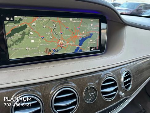 Used 2016 Mercedes-Benz S 550 Sedan w/ Premium Package image 11