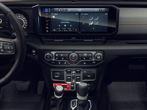 Used 2026 Jeep Gladiator Sport image 5