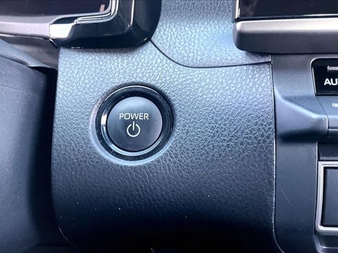 Used 2026 Toyota Camry SE FWD image 35