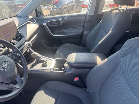 Used 2024 Toyota RAV4 LE image 37