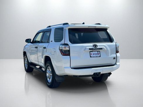 Used 2021 Toyota 4Runner SR5 Premium w/ Moonroof Package AWD/4WD image 7