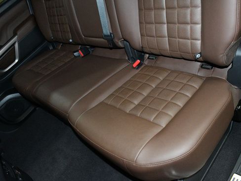 Used 2023 Nissan Titan Platinum Reserve w/ Moonroof Package AWD/4WD image 19