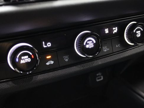 Used 2025 Honda HR-V Sport image 30