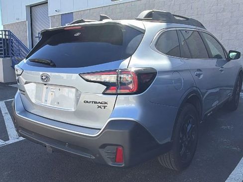 Used 2020 Subaru Outback Onyx Edition XT image 2